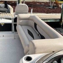 Hurricane fundeck 232