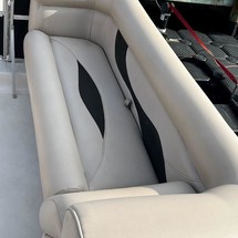 Hurricane fundeck 232
