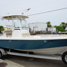 Everglades 243 cc