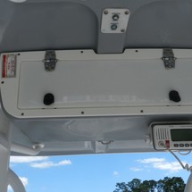 Sea Ray hunt ultra 211