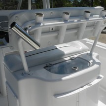 Sea Ray hunt ultra 211