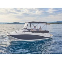 Quicksilver Activ 555 Cabin