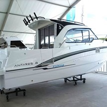 Beneteau Antares 8 OB