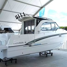 Beneteau Antares 8 OB