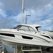 Beneteau Antares 9 OB