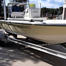 Hewes 16.9 redfisher