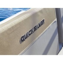 Quicksilver Activ 675 Sundeck