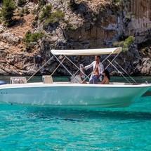 Invictus 190 FX
