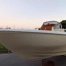 Invictus 190 FX