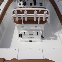 Sea Ray hunt ultra 211