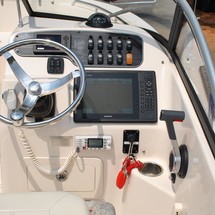 Grady-White Freedom 205