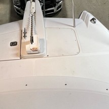 Glacier bay isle runner blue hull 2670