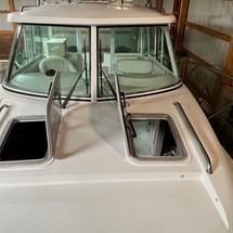 Glacier bay isle runner blue hull 2670