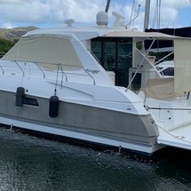 Cruisers Yachts 48 Cantius