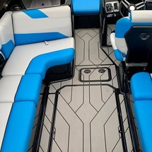 Malibu Wakesetter 23 LSV