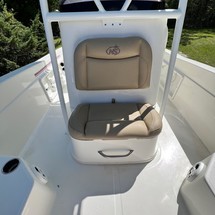 Nauticstar 211