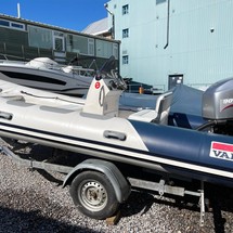 Valiant 520