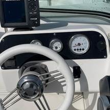 Boston Whaler 170 Dauntless