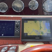 Sea Ray 330 Sundancer