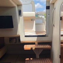 Sea Ray 330 Sundancer