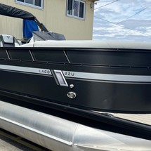 60 x 16 tri-toon passenger vessel