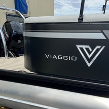 60 x 16 tri-toon passenger vessel