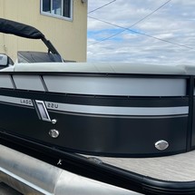 60 x 16 tri-toon passenger vessel