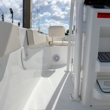 Sea Ray hunt ultra 211