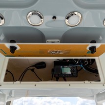 Sea Ray hunt ultra 211