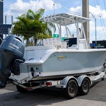 Sea Ray hunt ultra 211
