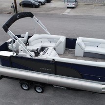 Larson LX 850 Classic SF