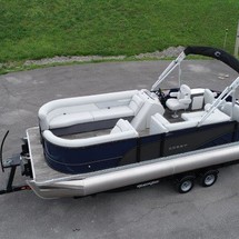 Larson LX 850 Classic SF