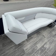 Larson LX 850 Classic SF