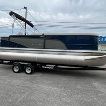 Larson LX 850 Classic SF