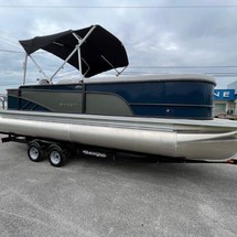 Larson LX 850 Classic SF