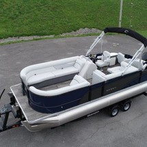 Larson LX 850 Classic SF