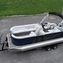 Larson LX 850 Classic SF