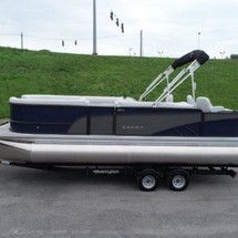 Larson LX 850 Classic SF