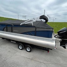 Larson LX 850 Classic SF