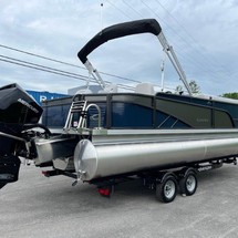 Larson LX 850 Classic SF