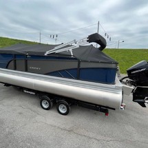 Larson LX 850 Classic SF