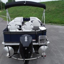 Larson LX 850 Classic SF