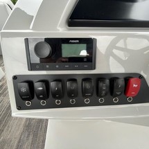 Larson LX 850 Classic SF