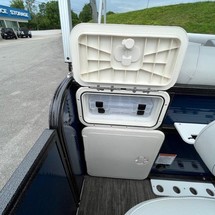 Larson LX 850 Classic SF