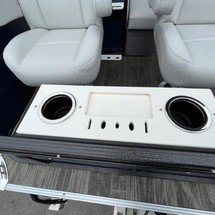 Larson LX 850 Classic SF