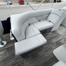 Larson LX 850 Classic SF