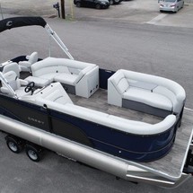 Larson LX 850 Classic SF