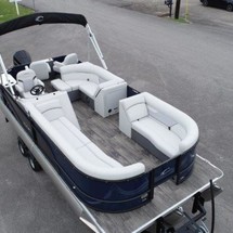 Larson LX 850 Classic SF