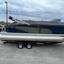 Larson LX 850 Classic SF