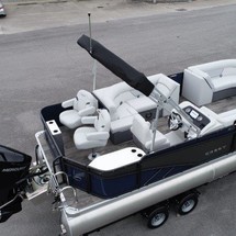 Larson LX 850 Classic SF